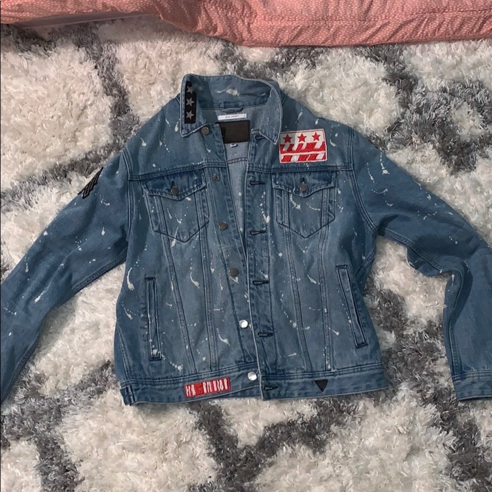 Men’s GUESS jean jacket